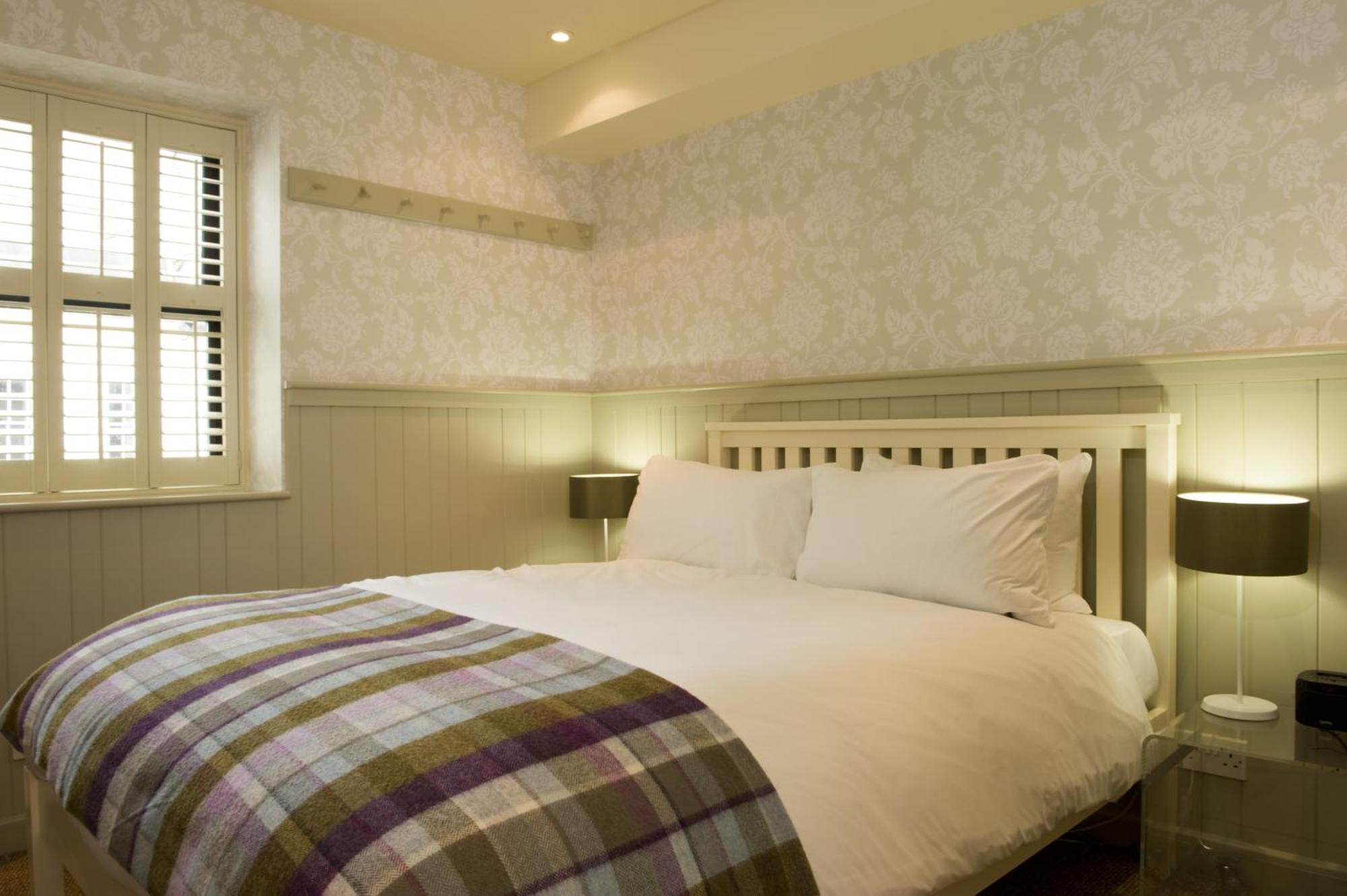 Small Double Room,1215478834:JPEG