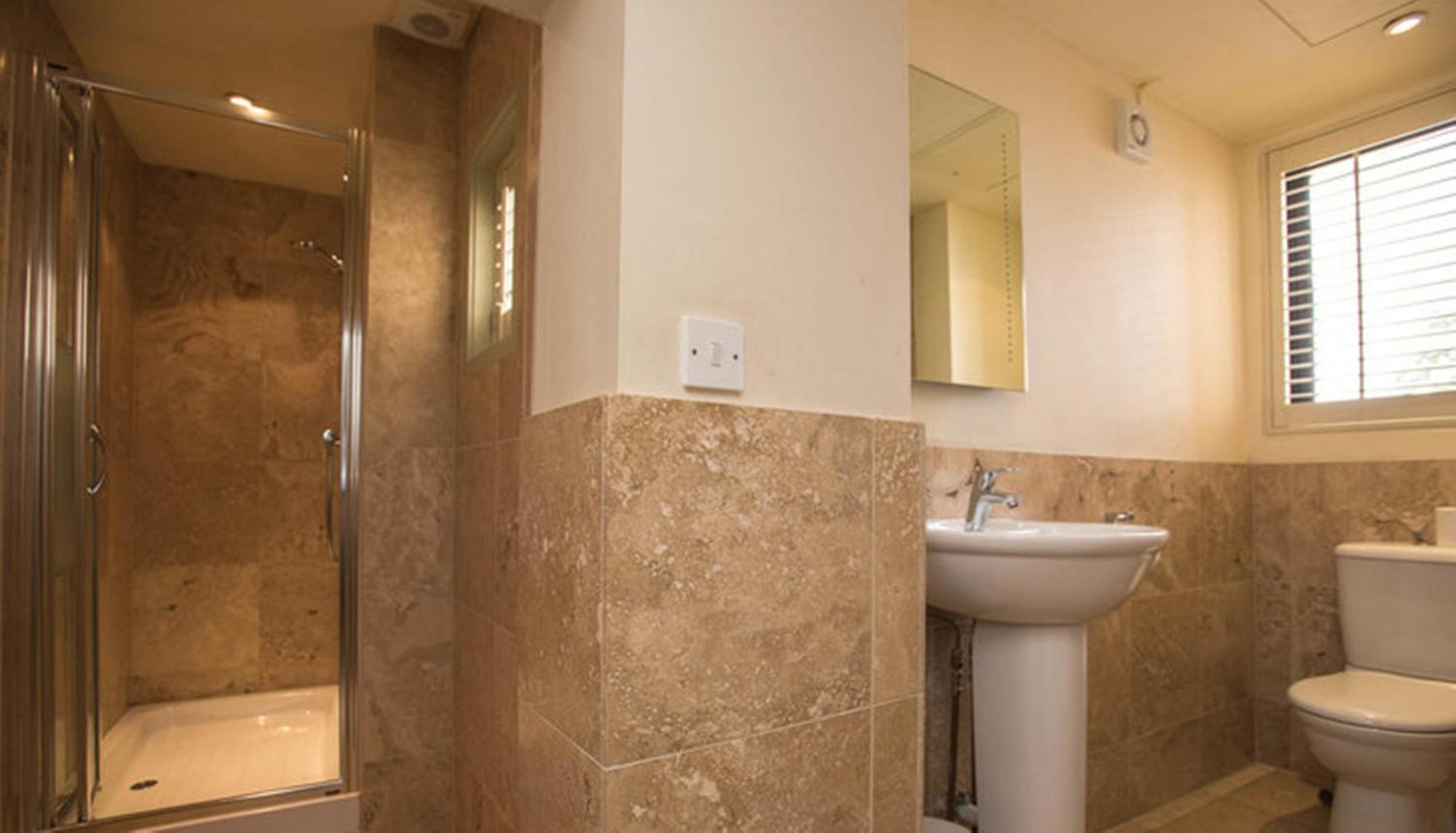 Triple Room,1227431669:JPEG