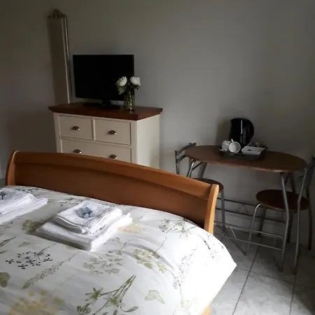 Foxholes Accommodation-2