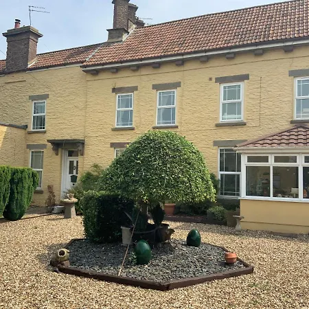 Old Gloucester Road Farm Bed And Breakfast-3