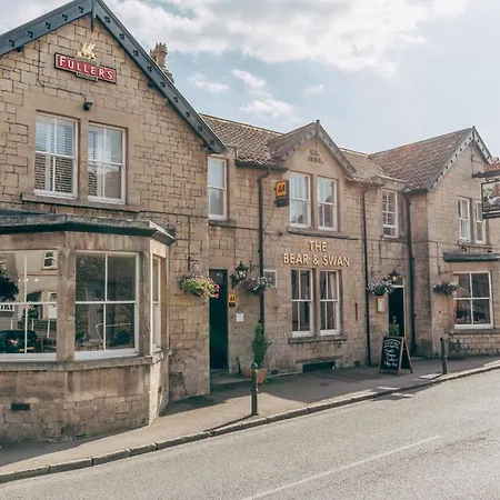 The Bear & Swan-2