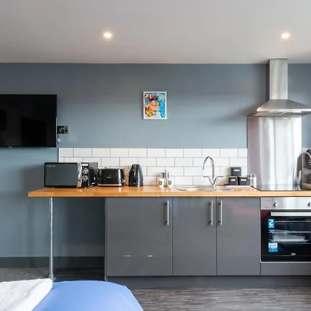 144 Lower Cheltenham Place-3